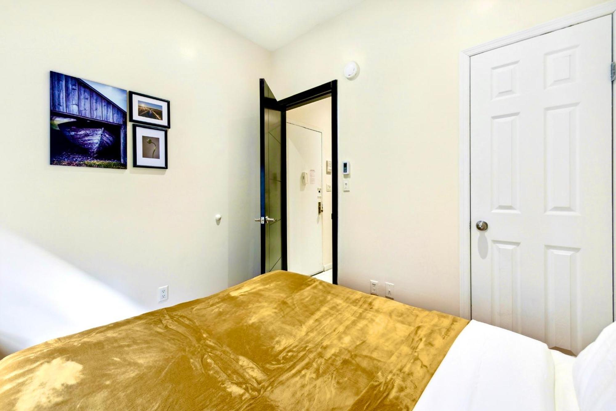 Central & Cozy 2 Bd Apt In Manhattan Ню Йорк Екстериор снимка